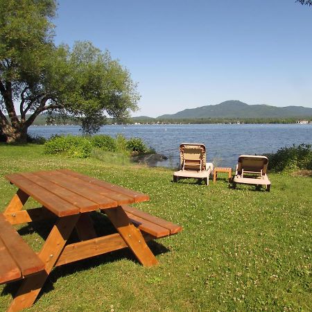 Superbe Condo Bord De L'Eau A Magog Exterior foto